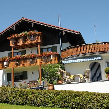 Gaestehaus Bergfrieden Bolsterlang Pokoj fotografie